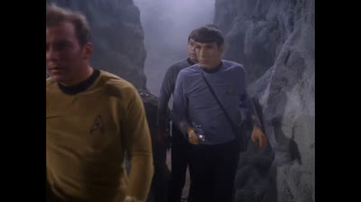 Star.Trek.The.Original.Series.1966.S02E07-Dans.les.griffes.du.chat.FRENCH.